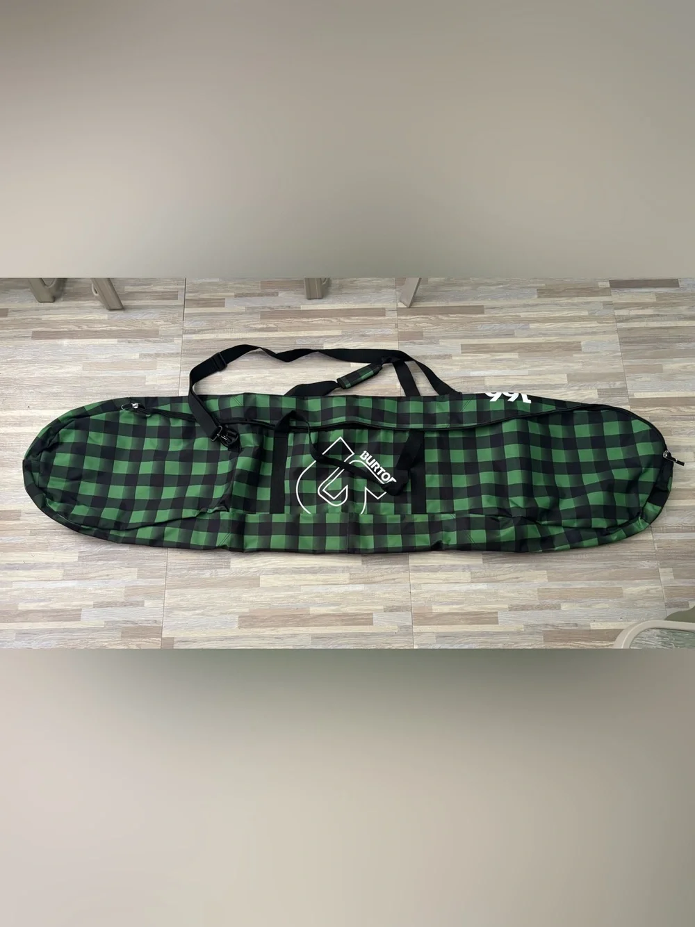 Burton 166 Green and Black Check Snowboard Bag